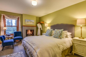  Wild Iris Inn  Ла Коннер